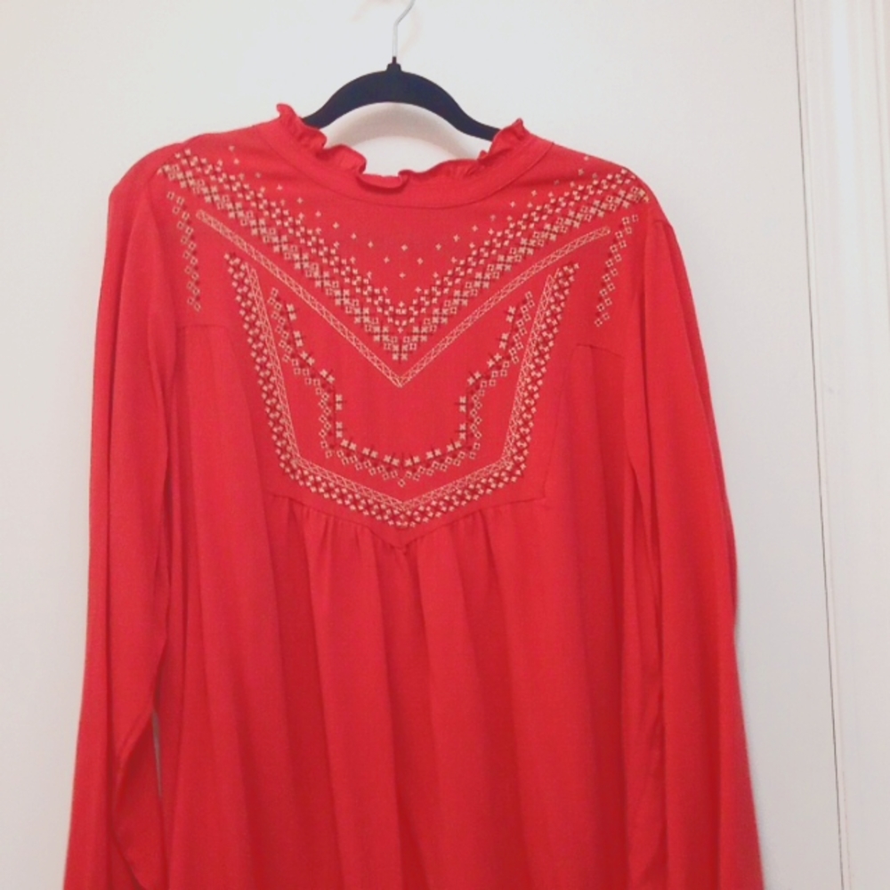 TORRID Long Sleeve Shirt Size 2 (18-20) Pinky Red colour
